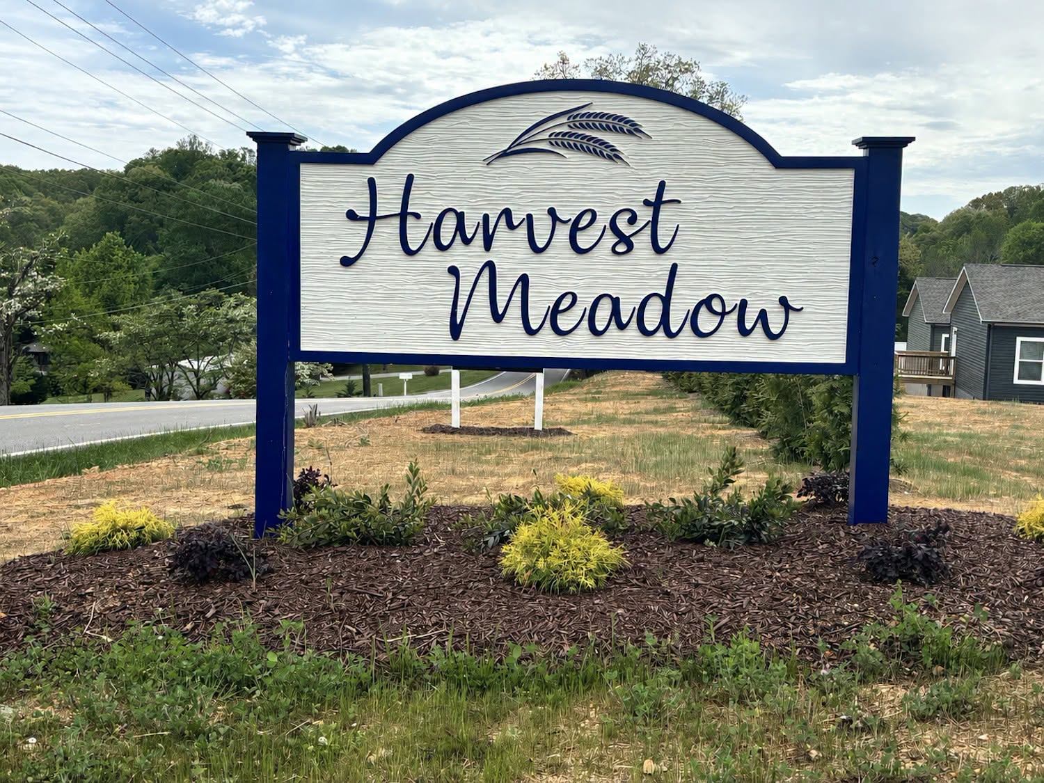 Harvest Meadow community entrance sign in Knoxville